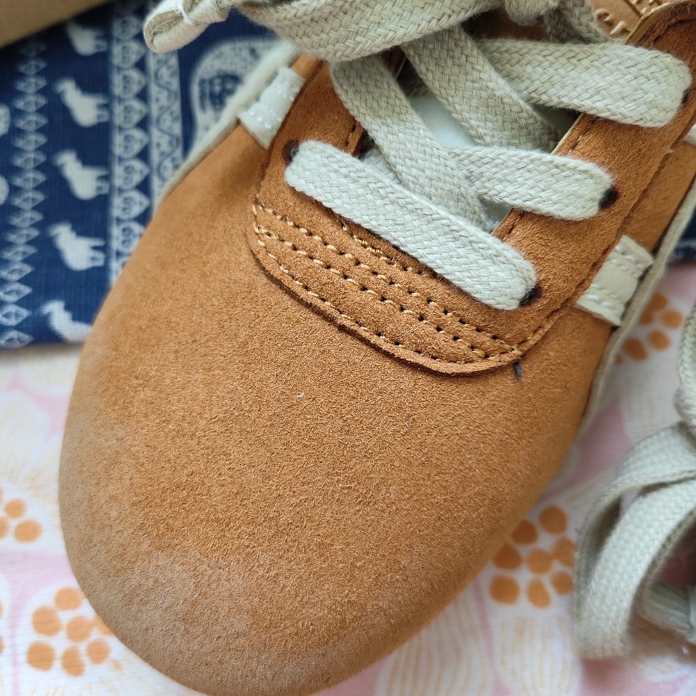 Onitsuka Tiger by Asics Tan and Cream Men's Low-Profile Sneakers - Picture 2 of 6